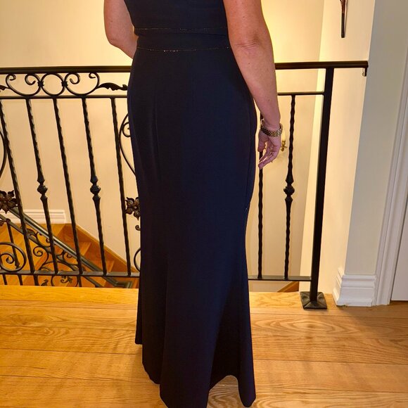 Mother of Bride dress Alexander by Daymor #1671 size 6, Navy - Picture 6 of 8